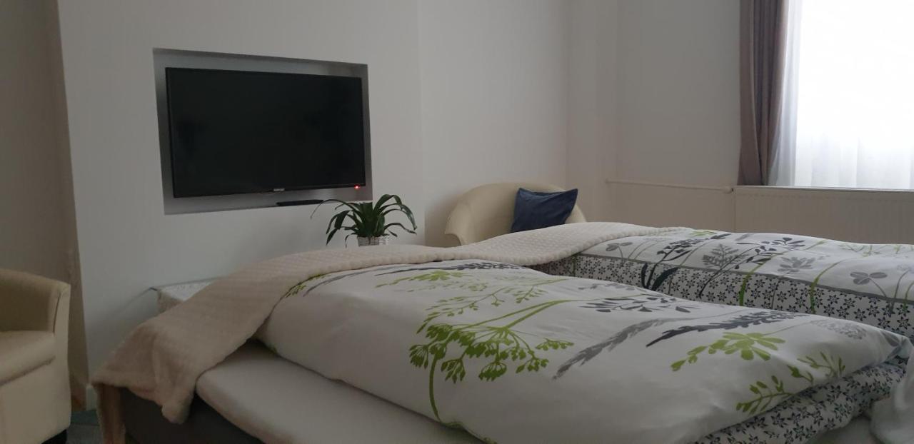 טפולצה Topart Apartman מראה חיצוני תמונה