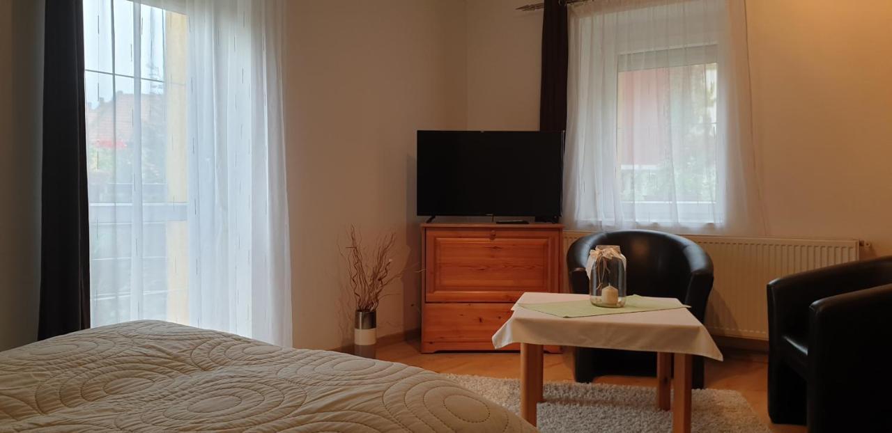 טפולצה Topart Apartman מראה חיצוני תמונה