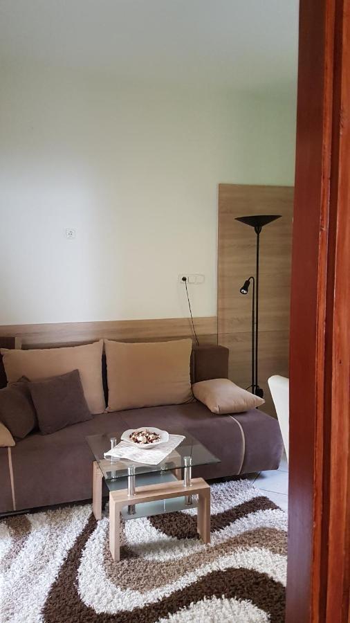 טפולצה Topart Apartman מראה חיצוני תמונה